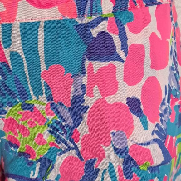 Lilly Pulitzer *Holy Grail* Gumbo Limbo Print Dahlia Shorts - Picture 5 of 10